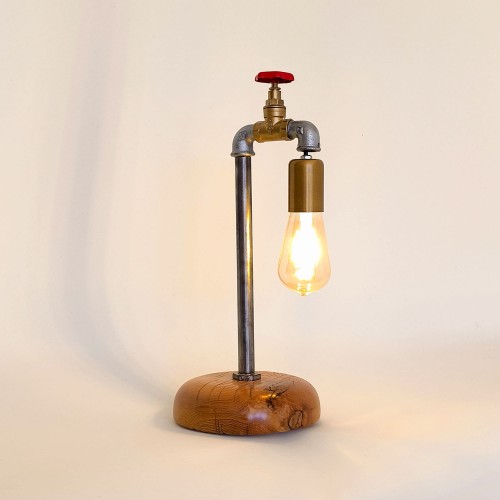 Musluk Masa Lambası – Faucet Glow | Endüstriyel Zarafet